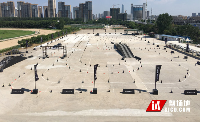 武汉东方马城试驾场地